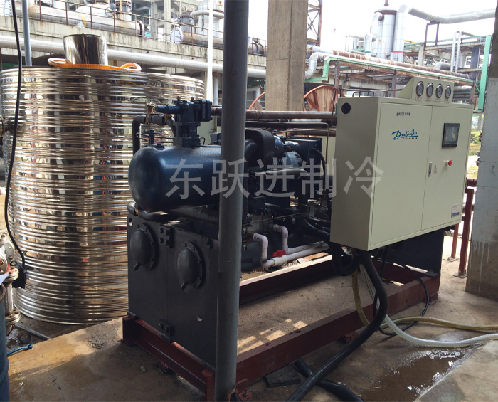 廣西柳州水冷螺桿式低溫冷凍機應(yīng)用案例-45℃